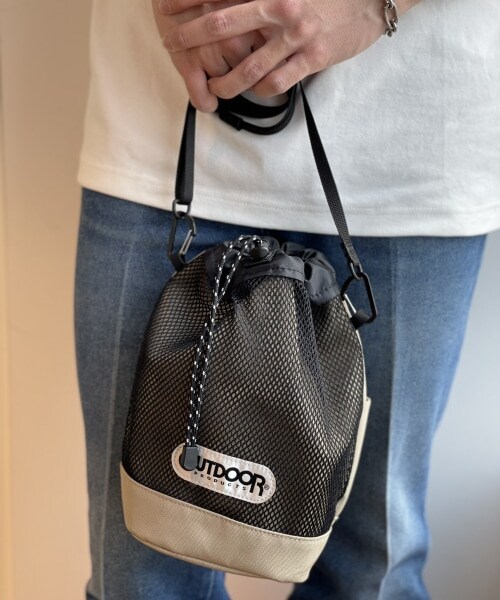 RAGEBLUE(レイジブルー)の「<OUTDOOR PRODUCTS>別注巾着/メッシュショルダーバッグ(バッグ・ホワイト/ブラック/ベージュ)」の3枚目の写真
