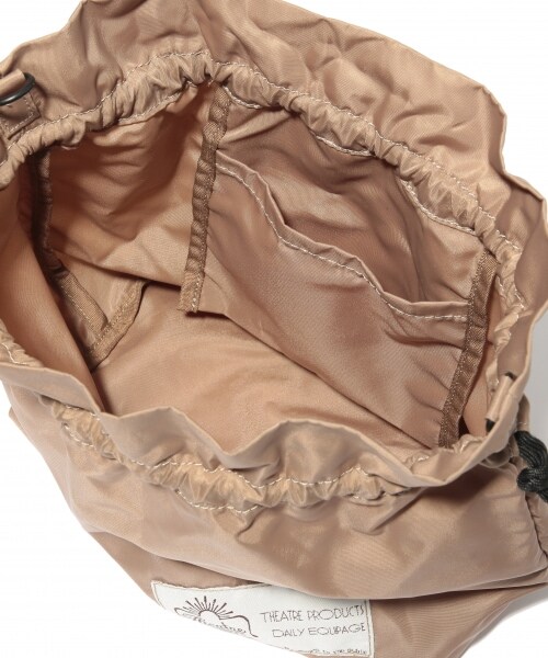 RAGEBLUE(レイジブルー)の「<THEATRE PRODUCTS>別注巾着/ショルダーバッグ(バッグ・ブラック/ベージュ)」の6枚目の写真