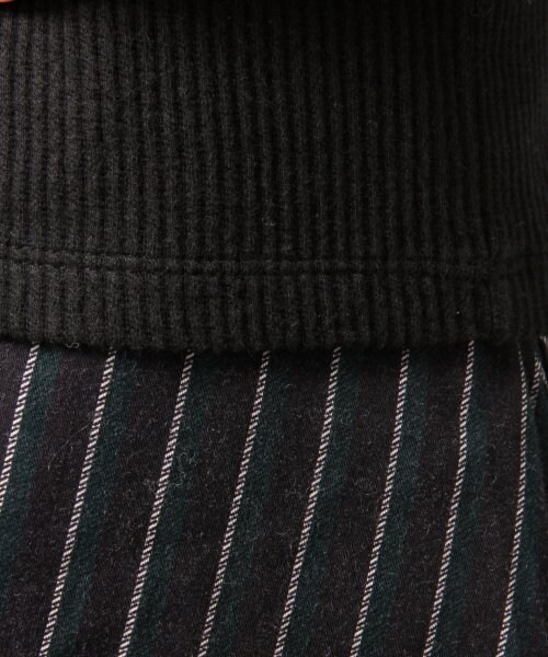 LOWRYS FARM（ローリーズファーム）の「ベアオフタートルプルオーバーロングスリーブ（トップス・レディース・オフ×ブラック/ブラック/グレー1/グレー2/グレー3・Ｍ/Ｌ）」の11枚目の写真