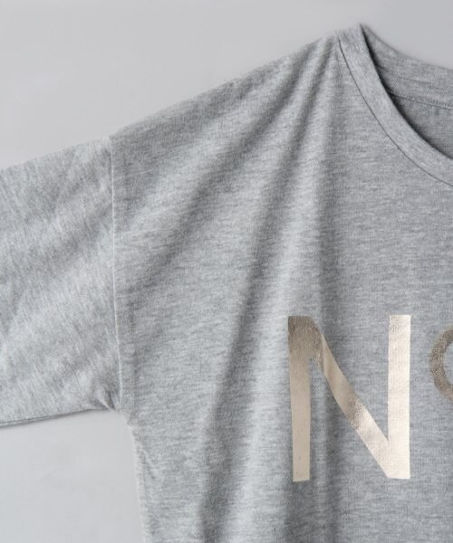 JEANASIS(ジーナシス)の「ナンバープリントLS(トップス・レディース・オフホワイト/ブラック/グレー・FREE)」の6枚目の写真