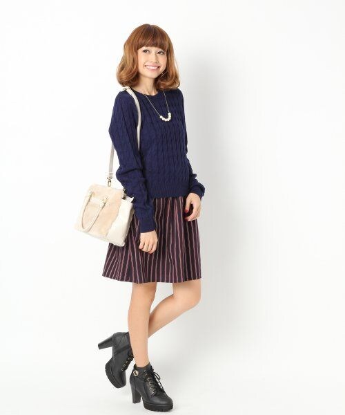 Heather（ヘザー）の「ケーブルラインニット長袖（トップス・レディース・オフホワイト/レッド/イエロー/グリーン/ネイビー・FREE）」の12枚目の写真