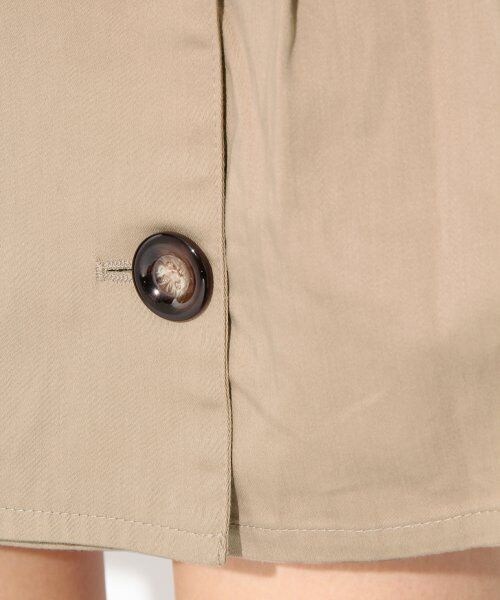 repipi armario（レピピ アルマリオ）の「トレンチフレアスカート（スカート・レディース・ベージュ/ネイビー・Ｓ/Ｍ）」の7枚目の写真