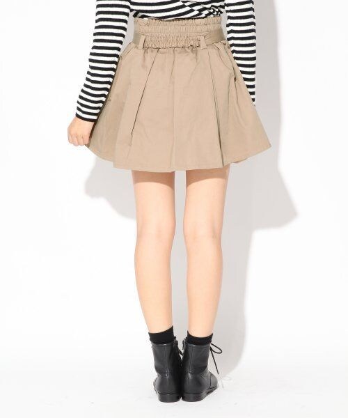 repipi armario（レピピ アルマリオ）の「トレンチフレアスカート（スカート・レディース・ベージュ/ネイビー・Ｓ/Ｍ）」の5枚目の写真