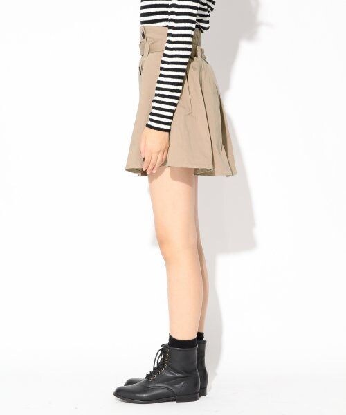 repipi armario（レピピ アルマリオ）の「トレンチフレアスカート（スカート・レディース・ベージュ/ネイビー・Ｓ/Ｍ）」の4枚目の写真