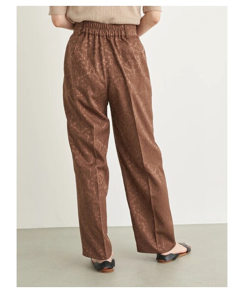 earth music&ecology（アースミュージックアンドエコロジー）の「【先行予約】サテンジャガードパンツ（パンツ・アイボリー/ベージュ/ブラウン・F）」の5枚目の写真