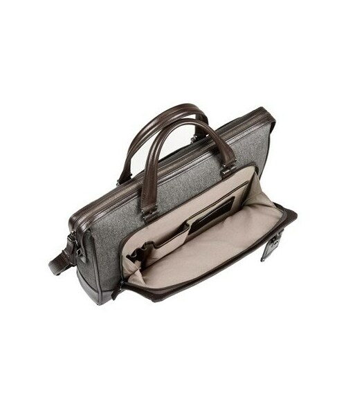TUMI（トゥミ）の「Tumi 'Astor Regis Slim' Zip Top Coated Canvas Briefcase