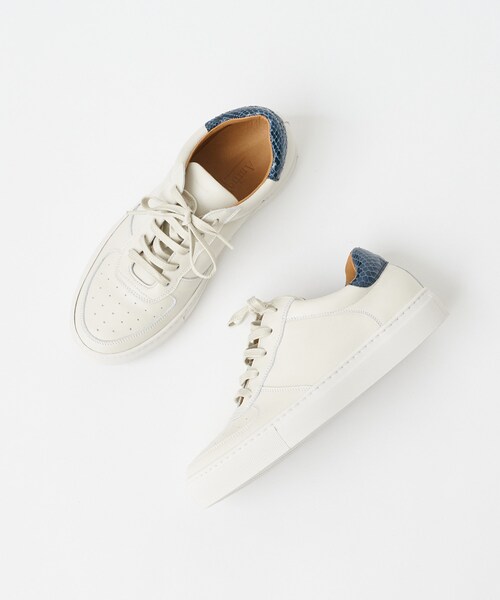 BEARDSLEY（ビアズリー）の「《Anthology Paris》スニーカー（スニーカー・レディース・ネイビー/シルバー・36/37/38）」の2枚目の写真