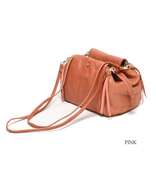 MURIEL&MERCURIA（マリエルアンドマキュリア）の「ラムレザーキューブバッグ（ショルダーバッグ・レディース・BLACK/BROWN/OFF/PINK・F）」の4枚目の写真