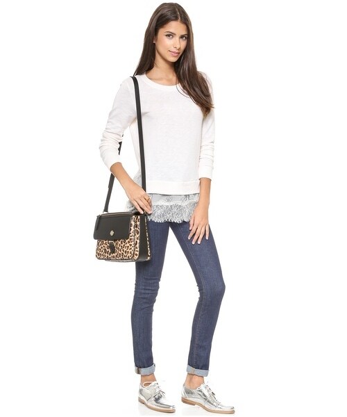 TORY BURCH（トリーバーチ）の「Tory Burch Kerrington Large Cross Body Bag（ショルダーバッグ・Ocelot and Black・One Size）」の3枚目の写真