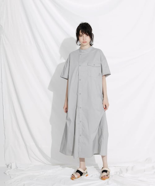 F/CE. （エフシーイー）の「F/CE.®︎ ASYMMETRIC UF LONG SHIRT / エフシーイー アシンメトリック ロングシャツ（シャツワンピース・レディース・ホワイト/グレー・S/M）」の2枚目の写真