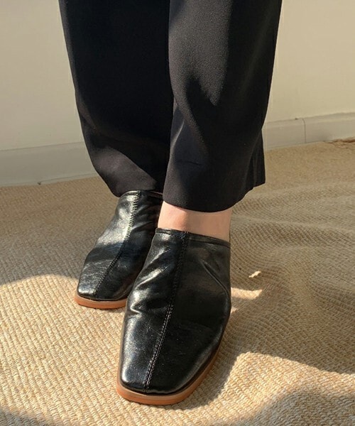 DHOLIC(ディーホリック)の「ミドルヒールサボミュール(パンプス・レディース・イエロー/ホワイト/ブラック・230/235/240/245/250)」の3枚目の写真