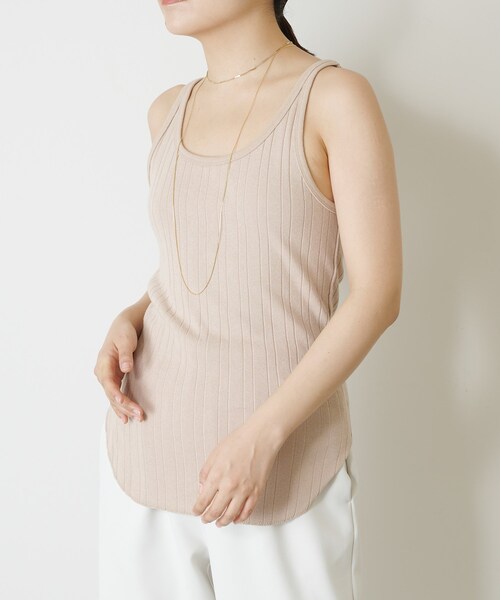 Whim Gasette！ベージュのタンクトップ！未使用品 ウィムガゼット】カップ付きリブタンクトップ/良品/スクエア