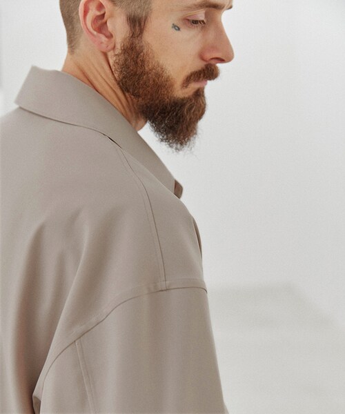 LIDNM（リドム）の「CUPRO RATINE SHIRT JK（シャツ/ブラウス・メンズ・ベージュ/グレー・M/L）」の21枚目の写真