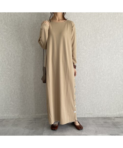 copine(コピン)の「サイドボタンデザイン!シンプルロングワンピース(3color)【クリックポスト対象商品】(ワンピース・レディース・ブラウン/ベージュ/ブラック・ワンサイズ)」の3枚目の写真