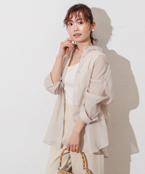 prose verse（プロズヴェール）の「《先行予約》シアーオーバーシャツ（シャツ/ブラウス・レディース・オフホワイト/ライトベージュ/グリーン/パープル/ブラック・FREE）」の2枚目の写真