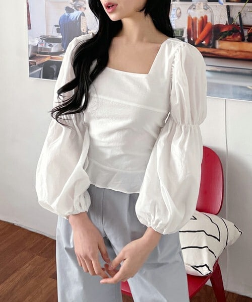 DHOLIC（ディーホリック）の「スクエアネックリボンブラウス（シャツ/ブラウス・レディース・ブラック/ホワイト/ベージュ・ONESIZE）」の2枚目の写真