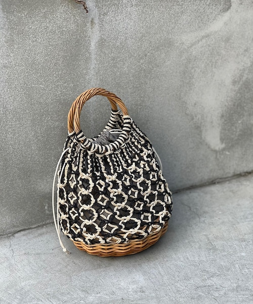 RIVE DROITE（リヴドロワ）の「《予約》【VIOLAd'ORO(ヴィオラドーロ)】ミニカゴバッグ（かごバッグ・レディース・ベージュ/ブラック・F）」の2枚目の写真