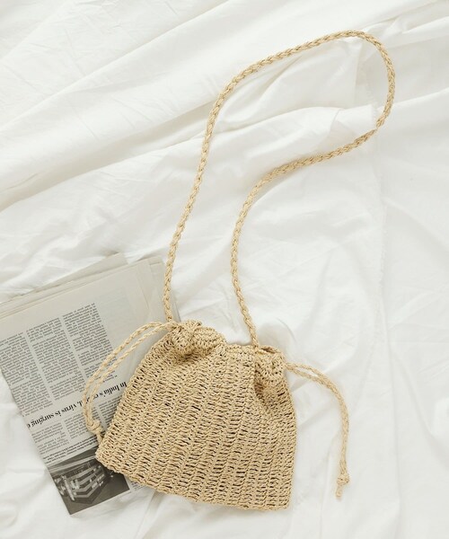 COLONY 2139(コロニートゥーワンスリーナイン)の「ペーパーミニ巾着バッグ/ショルダーバッグ(ショルダーバッグ・レディース・アイボリー/グレージュ/ミント/ブラック・FREE)」の1枚目の写真