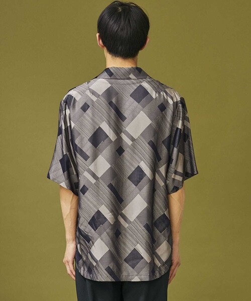 ETHOSENS(エトセンス)の「BIAS PATTERN SHORT SLEEVE SH(その他・メンズ・WINE/NAVY・1/2)」の5枚目の写真