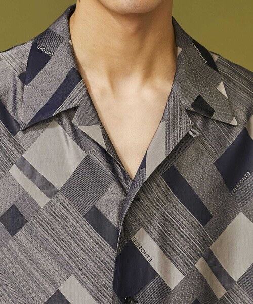 ETHOSENS(エトセンス)の「BIAS PATTERN SHORT SLEEVE SH(その他・メンズ・WINE/NAVY・1/2)」の6枚目の写真