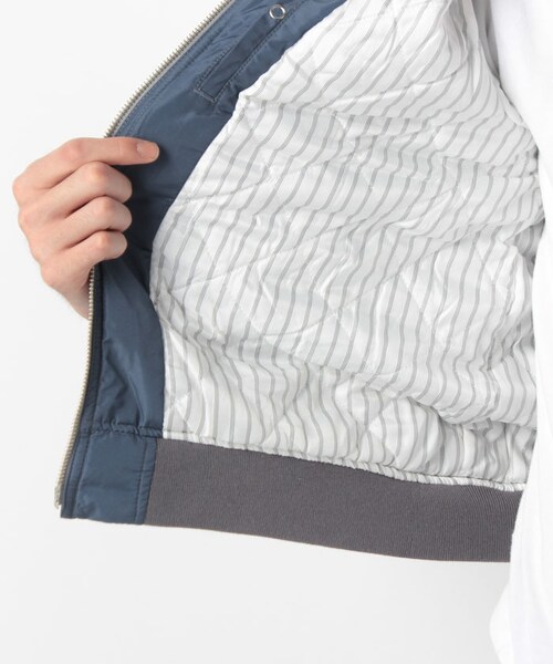 MORGAN HOMME（モルガンオム）の「ヴィンテージライクMA1（984G41）（ジャケット/アウター・メンズ・カーキ/ブルー・M）」の8枚目の写真