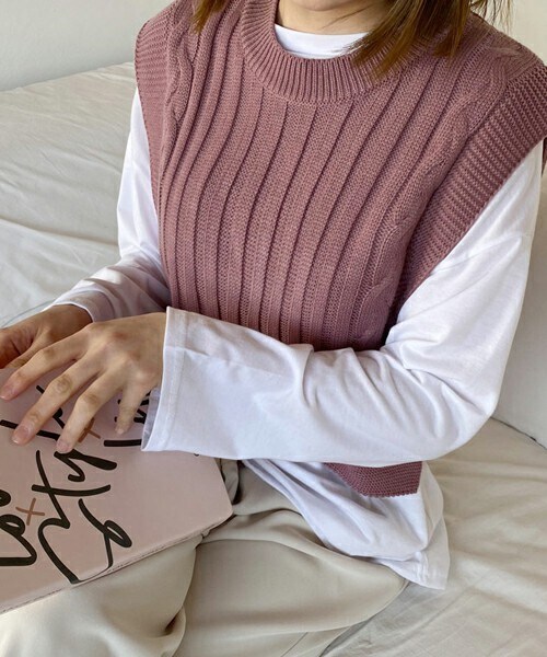 DHOLIC(ディーホリック)の「クロップドニットベスト(ベスト・レディース・ホワイト/ピンク/ベージュ/ブルー/ブラック・ONESIZE)」の5枚目の写真