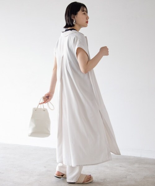 PAGEBOY（ページボーイ）の「ロングテーラーワンピース（ワンピース/ドレス・ブラック/グレージュ）」の4枚目の写真