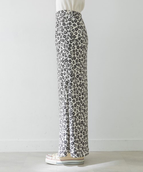 URBAN RESEARCH（アーバンリサーチ）の「印花長裙（スカート・レディース・駝色/炭灰色・36/38）」の15枚目の写真