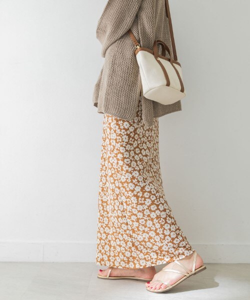 URBAN RESEARCH（アーバンリサーチ）の「印花長裙（スカート・レディース・駝色/炭灰色・36/38）」の4枚目の写真