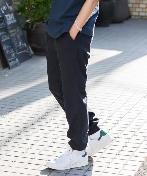 URBAN RESEARCH Sonny Label（アーバンリサーチサニーレーベル）の「リネンイージージョガーパンツ（その他・メンズ・カーキ/ブラウン/ライトベージュ/ネイビー・M/L）」の4枚目の写真