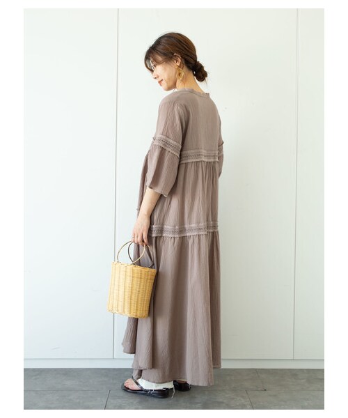 Green　Parks（グリーンパークス）の「・furry rate ヨウリュウ&レースワンピ（ワンピース/ドレス・オフホワイト/ブラック/ピンク/モカ・F）」の4枚目の写真