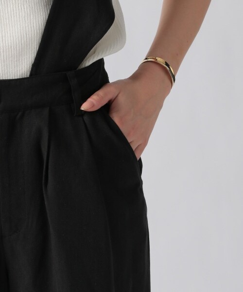 Ezick（エジック）の「フリルサスペンダーワイドパンツ（パンツ・ライトグレー/ブラック）」の21枚目の写真