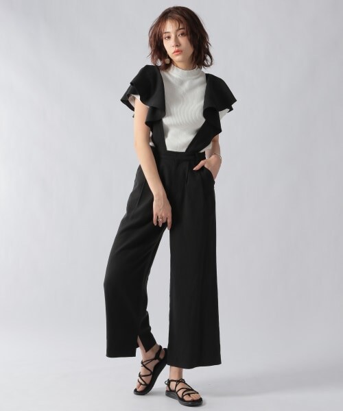 Ezick（エジック）の「フリルサスペンダーワイドパンツ（パンツ・ライトグレー/ブラック）」の10枚目の写真