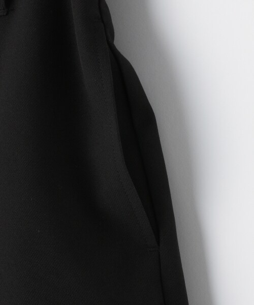 PAGEBOY（ページボーイ）の「バックルショートトラウザー（パンツ・ブラック/グレージュ）」の13枚目の写真