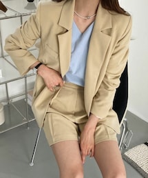 ダイアゴナルボタンジャケット&タックハーフスラックスSET