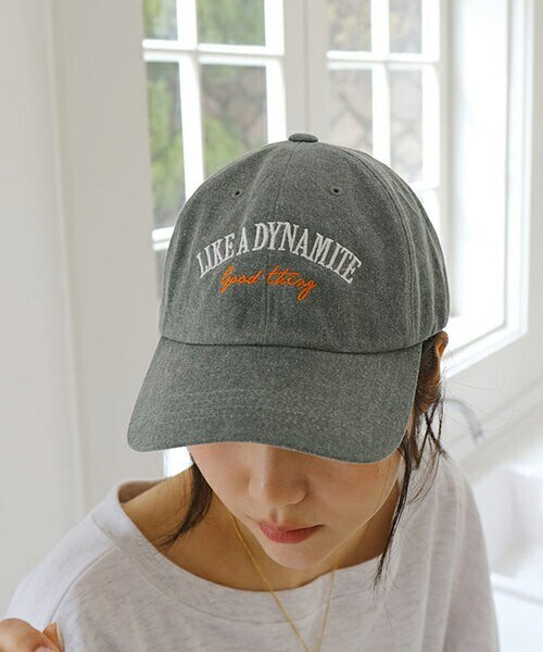 DHOLIC（ディーホリック）の「配色レタリング刺繍キャップ（キャップ・レディース・イエロー/グリーン/グレー/ホワイト/ブラック/ベージュ・ONESIZE）」の6枚目の写真