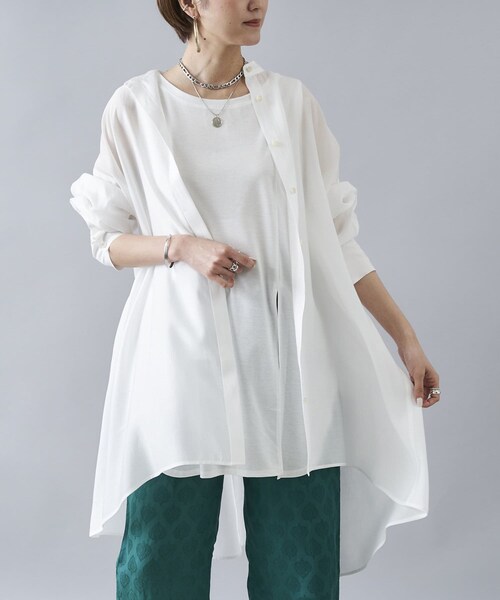 DouDou(ドゥドゥ)の「ロングシャツチュニック(シャツ/ブラウス・レディース・オフホワイト/グレージュ/パープル・F)」の1枚目の写真
