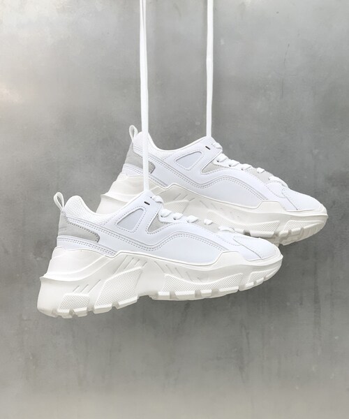 RASVOA(ラスボア)の「【AKIII CLASSIC】AKIII CASPER(アキ・キャスパー)(スニーカー・レディース・オフホワイト/ブラック・M/XL/L)」の2枚目の写真