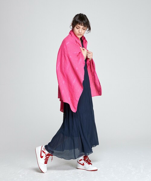 NOISE MAKER（ノイズメーカー）の「インド綿×刺繍 製品染め大判ストール（ストール/ショール・レディース・ブルー/グリーン/ピンク・FREE）」の3枚目の写真