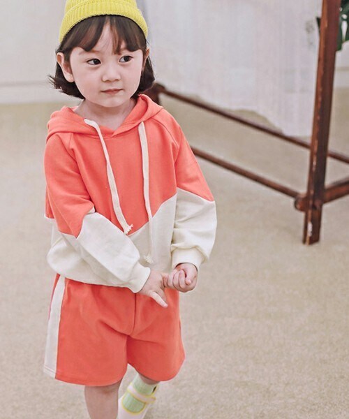 DHOLIC kids（ディーホリックキッズ）の「[goingkids] バイカラースウェット&ハーフパンツSET（スウェット・キッズ・グリーン/イエロー/オレンジ/ブラック・S/M/L/XL）」の4枚目の写真