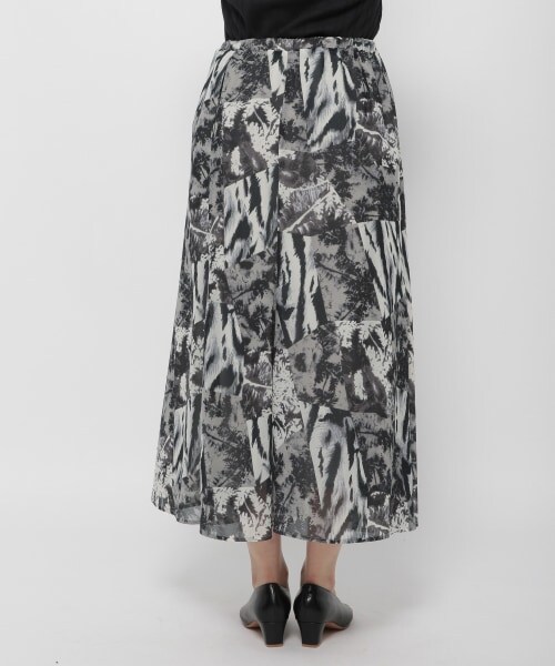 LEPSIM（レプシィム）の「コラージュガラシフォンスカート（スカート・モノトーン/パープル）」の7枚目の写真