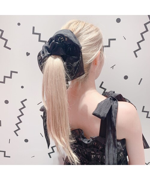 lilLilly（リルリリー）の「【pain】ボリュームオーガンジーシュシュ（アクセサリー・レディース・PINKストライプ/BLACKストライプ）」の14枚目の写真