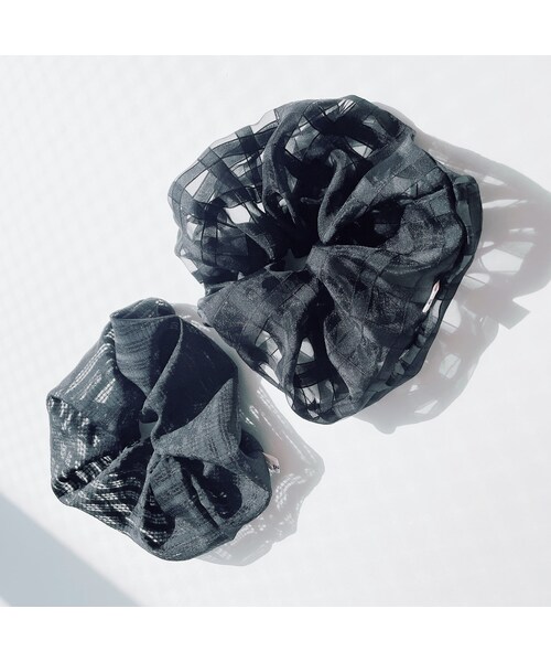 lilLilly（リルリリー）の「【pain】ボリュームオーガンジーシュシュ（アクセサリー・レディース・PINKストライプ/BLACKストライプ）」の9枚目の写真