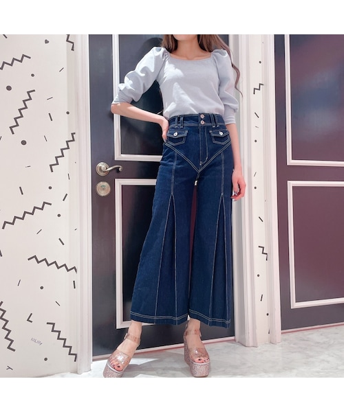 lilLilly（リルリリー）の「【先行予約】ステッチフレアデニムパンツ（パンツ・レディース・INDIGO(S)/INDIGO(M)/BLACK(S)/BLACK(M)）」の4枚目の写真