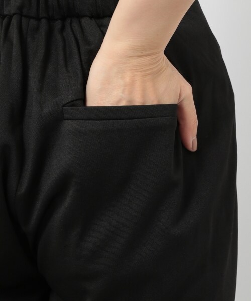 Heather(ヘザー)の「センタープレススリットフレアパンツ(パンツ・ホワイト系ハナガラ/ブラック/グレー/ピンク)」の17枚目の写真