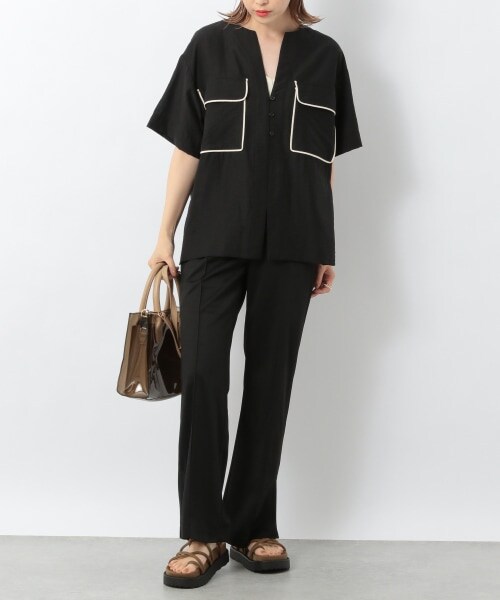 Heather(ヘザー)の「センタープレススリットフレアパンツ(パンツ・ホワイト系ハナガラ/ブラック/グレー/ピンク)」の7枚目の写真