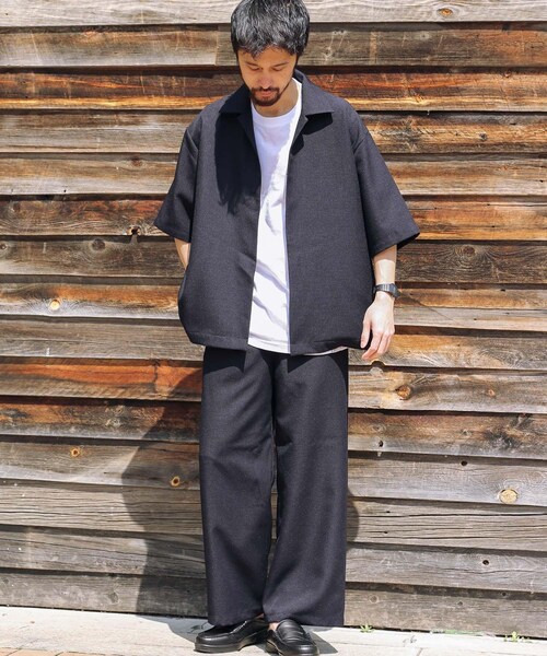 URBAN RESEARCH Sonny Label（アーバンリサーチサニーレーベル）の「イージーケア五分袖セットアップ（その他・メンズ・エクリュ/ネイビー/ベージュ・M/L）」の3枚目の写真