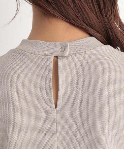 Andemiu（アンデミュウ）の「キリカエノースリーブカットワンピース（ワンピース/ドレス・ブラック/ベージュ）」の20枚目の写真