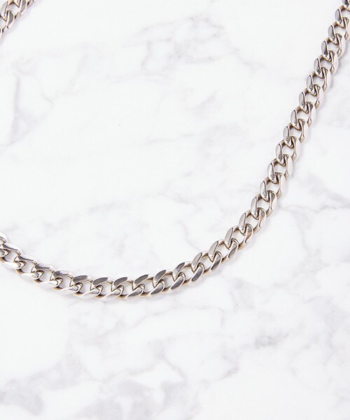 603(ロクマルサン)の「603 スモールフラットリンクチェーンネックレス(ネックレス・メンズ・シルバー/ゴールド・FREE)」の4枚目の写真