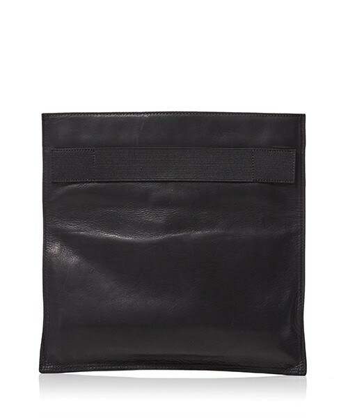 PATRICK STEPHAN（パトリックステファン）の「PATRICK STEPHAN 2WAYカーフレザーバッグ（クラッチバッグ・メンズ・ブラック・FREE）」の7枚目の写真